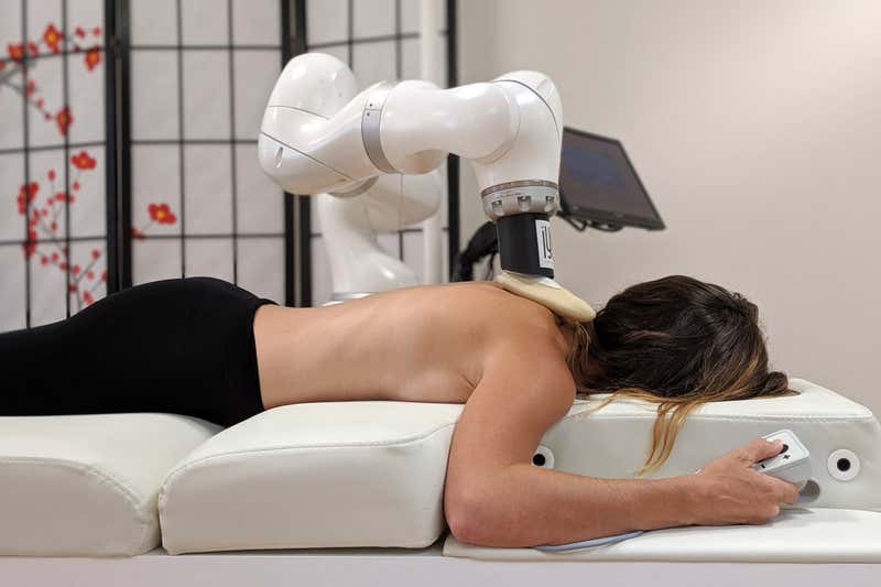Read more about the article Robot Massage – Do you know robots are giving personalised massage?